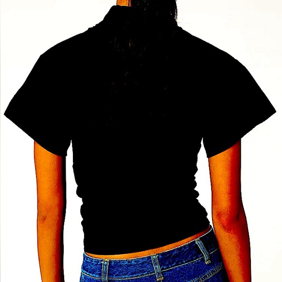 Meet your Posher, Alexa - Picture 3 of 3